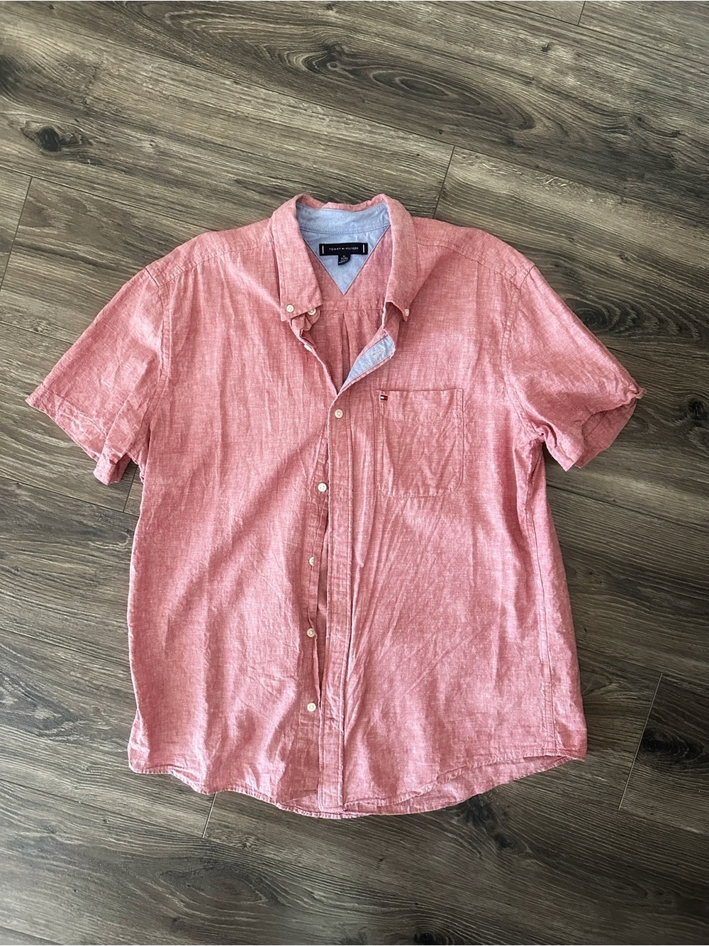 Tommy Hilfiger Heathered Red Short-Sleeve Button-Down Linen/Cotton Shirt